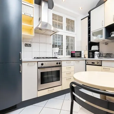 아파트 Zlotnikow Old Town By Renters *